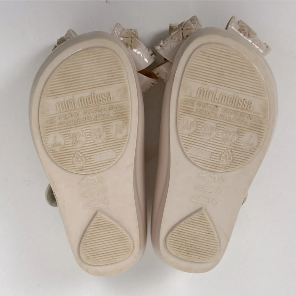 Mini Melissa Ultragirl Sweet Beige & Gold Maryjane style baby girl shoes, 7.